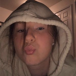 Meet your Posher, Kylee